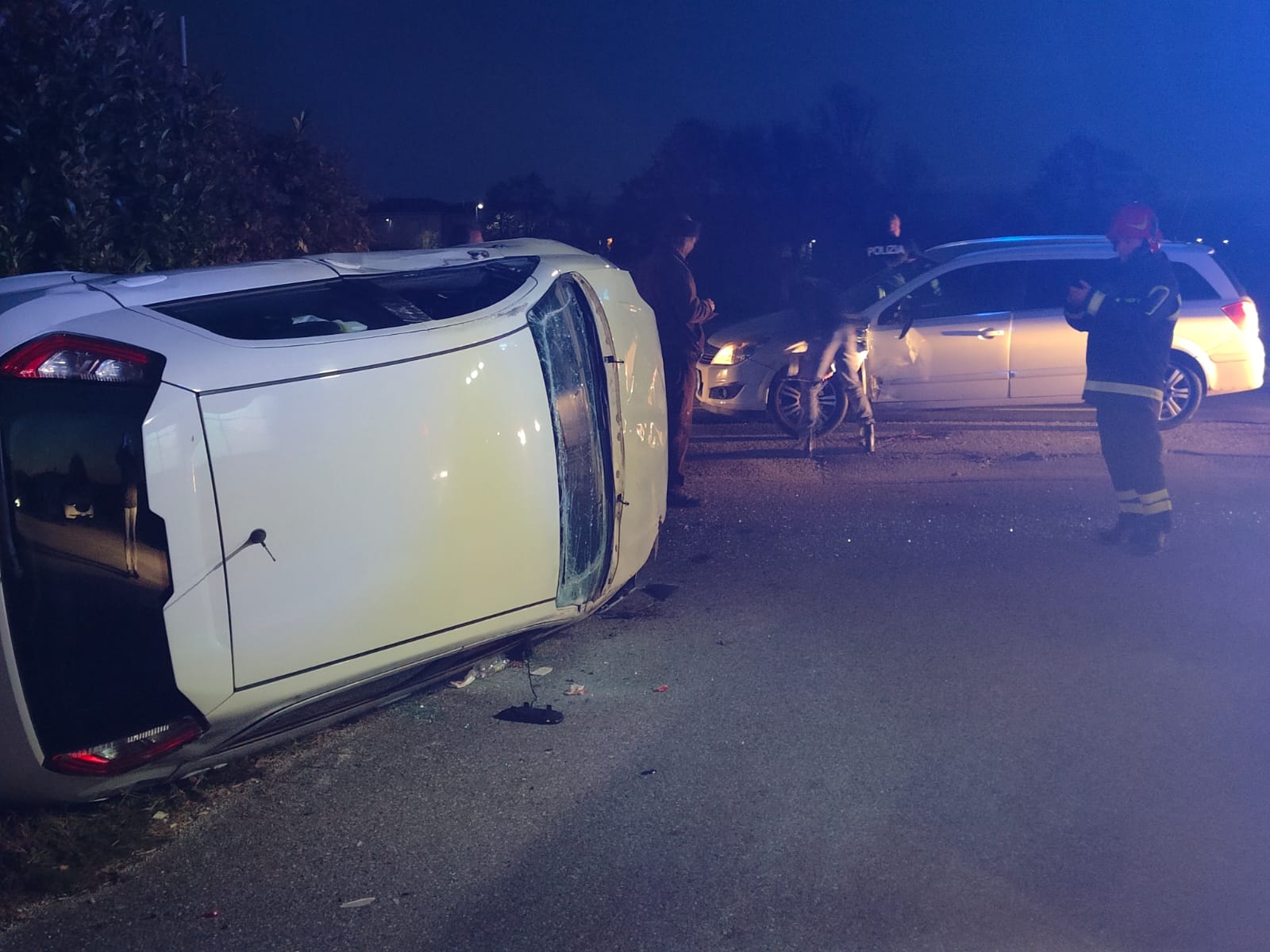 Immagine per San Canzian, scontro all'incrocio: auto sottosopra, ferito in ospedale